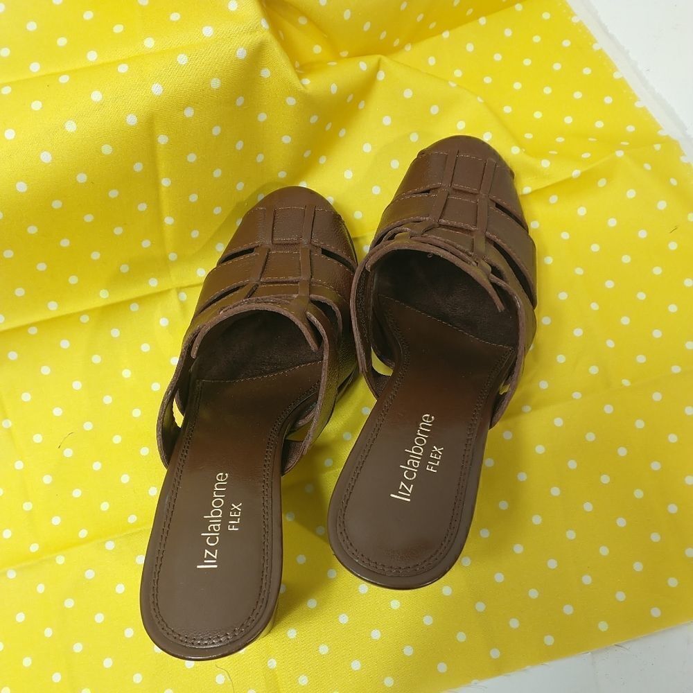 Stylish  Liz Clairborne Flex Brown "Carla" Leather Slides  Size 6.5M - Picture 5 of 9